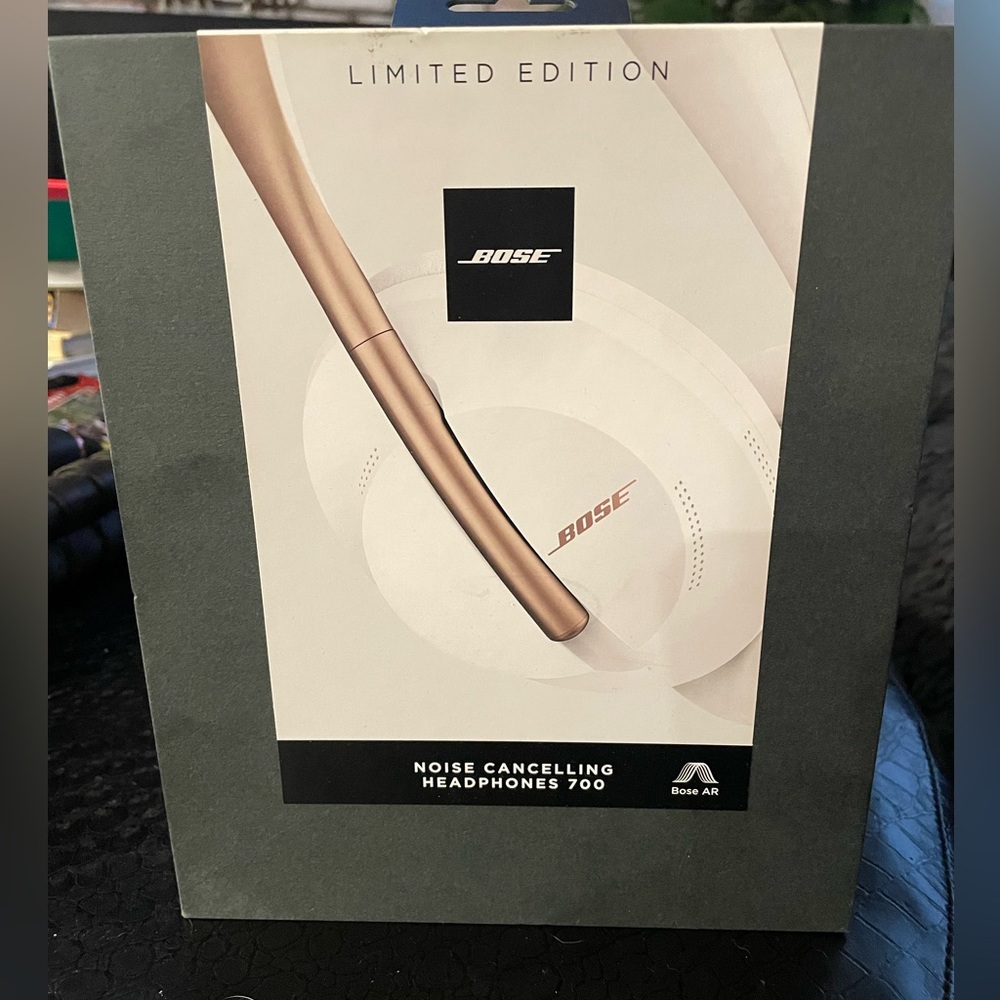 Bose 700 limited edition noise canceling headphones